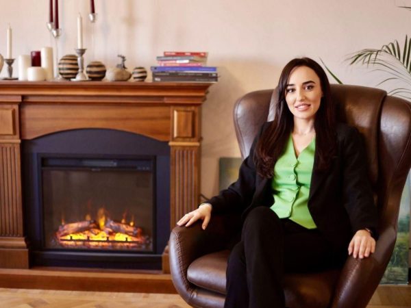 Monica Badea, director de vânzări EkoGroup: Colaborare de succes cu Centrul Speranța Seniorilor pentru Promovarea prin Steaguri Direcționale