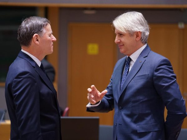 Victor Ponta, candidat la Președinția României, și Eugen Teodorovici: „Taxe locale reformate pentru echitate”